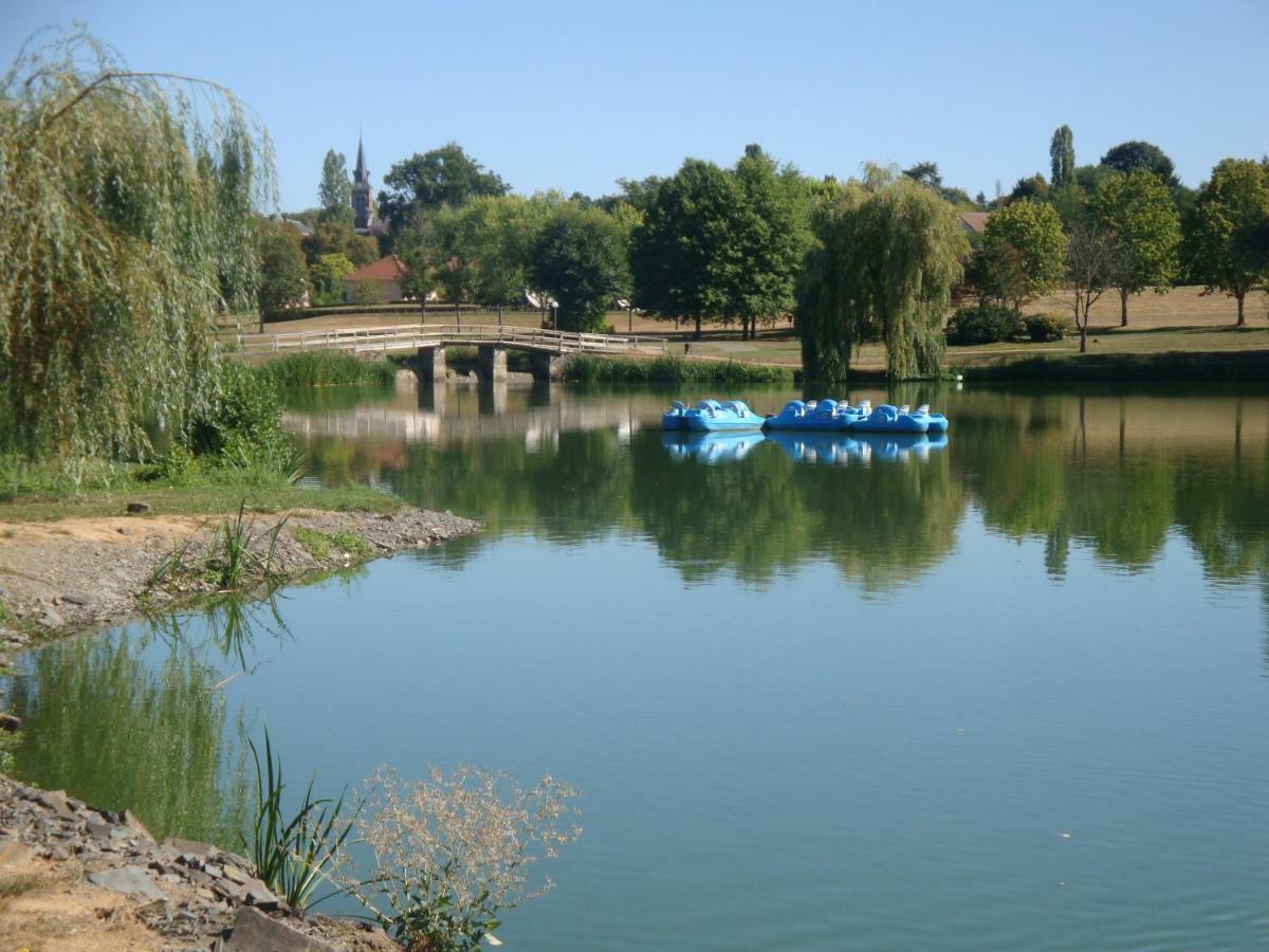 Studios Etape Du Lac Bourbon-Lancy Eksteriør bilde