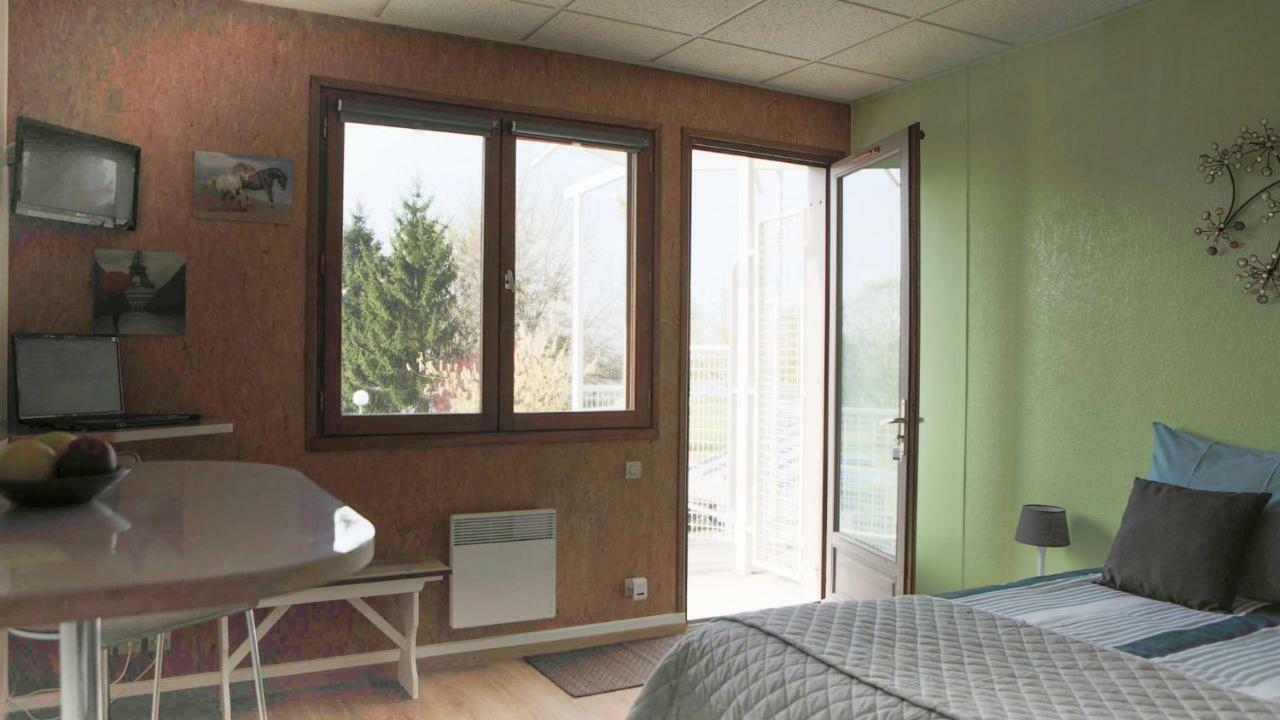 Studios Etape Du Lac Bourbon-Lancy Eksteriør bilde
