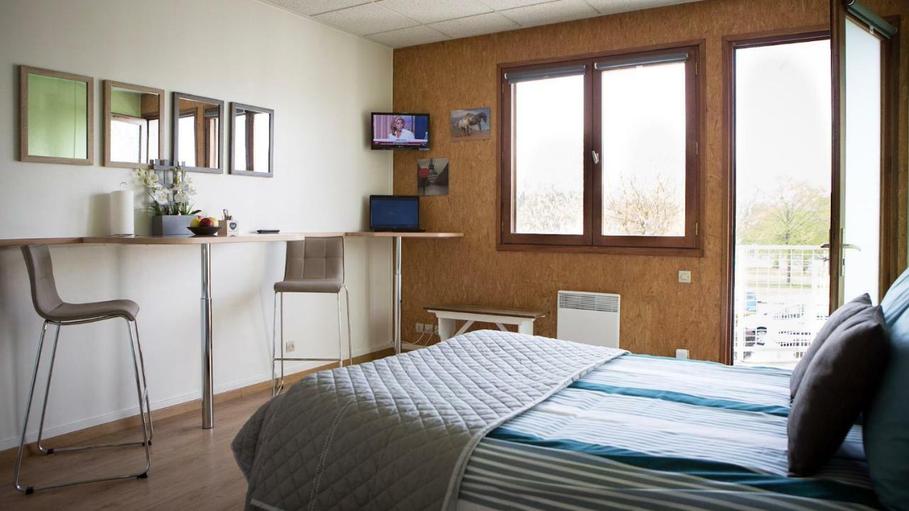 Studios Etape Du Lac Bourbon-Lancy Eksteriør bilde